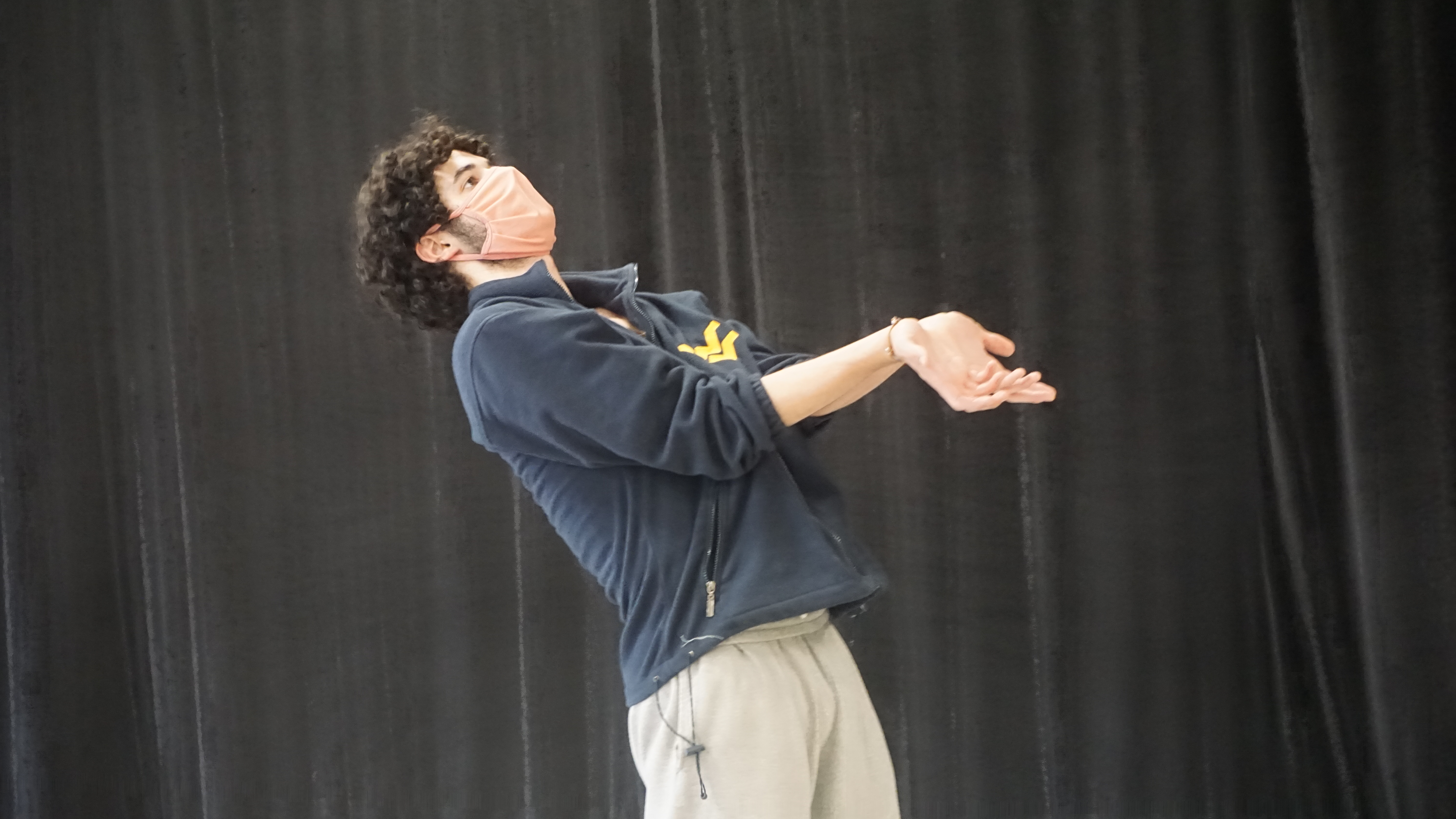 A picture of Henry Leef dancing