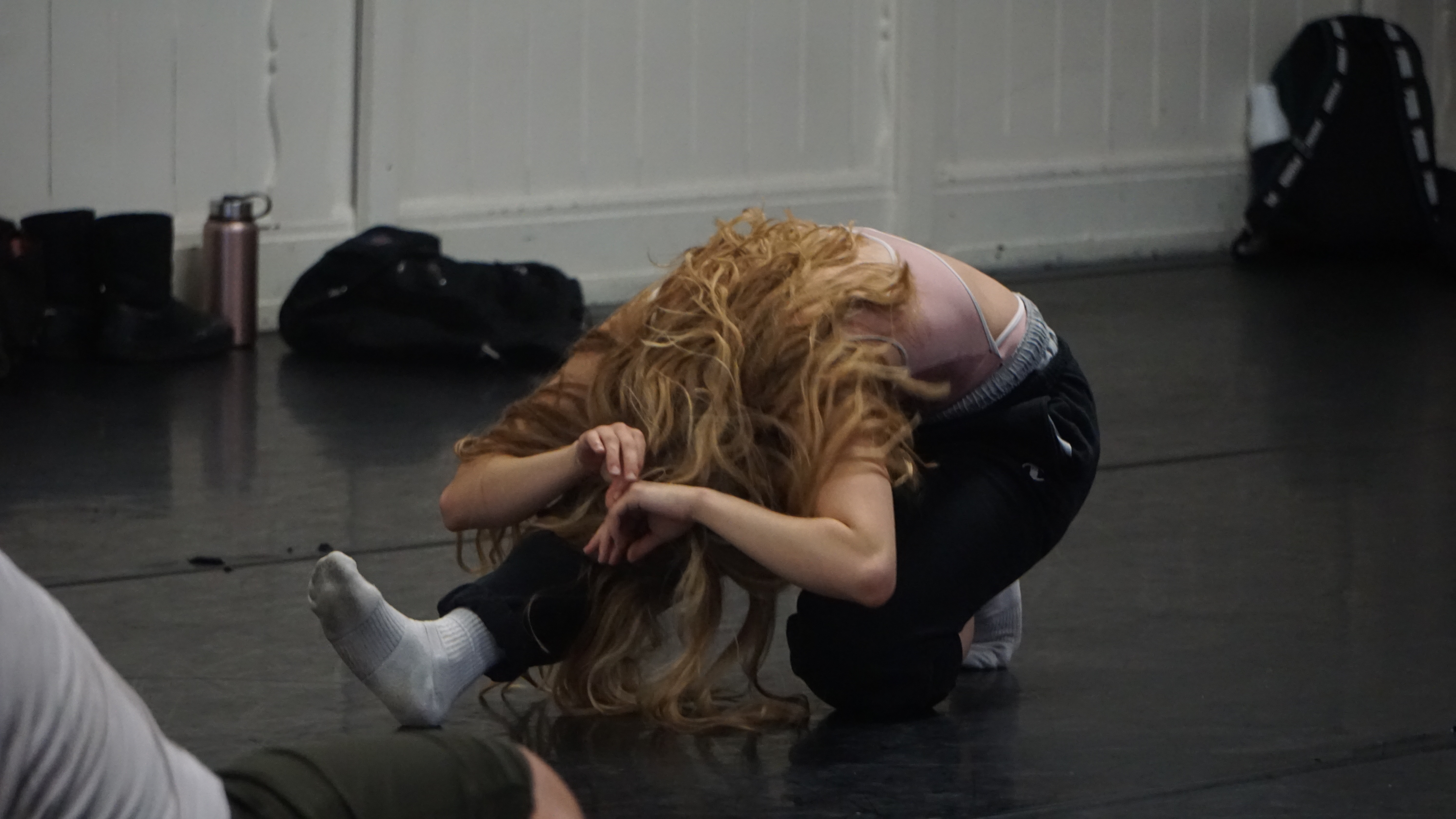 A picture of Salma Kiuhan dancing